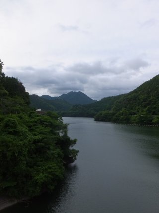 shinajigawa damu6